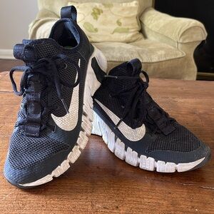 Nike Free Metcon 3 Shoes/Sneakers - size 9